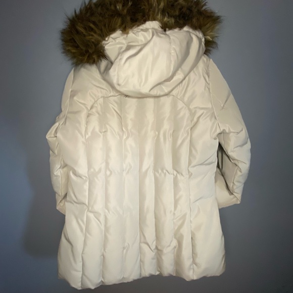 Calvin Klein Cream Ski & Snow Jacket with Fur Hood - Picture 11 of 11